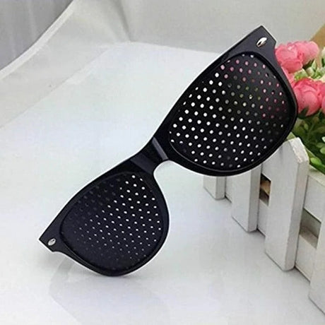 Pinhole Relaxation Glasses